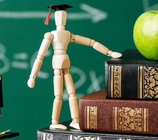 ¿Cuáles son los beneficios de invertir en la educación de los hijos?